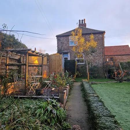 Bridge Glamping - Aurora Tent *
