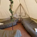 Bridge Glamping - Aurora Tent Luxury tent