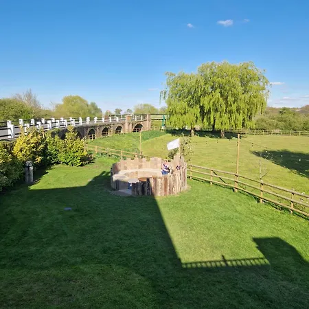 Campo de lujo Bridge Glamping - Aurora Tent *