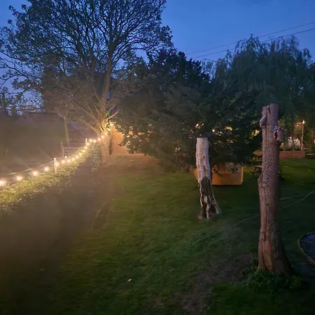 Campo de lujo Bridge Glamping - Aurora Tent