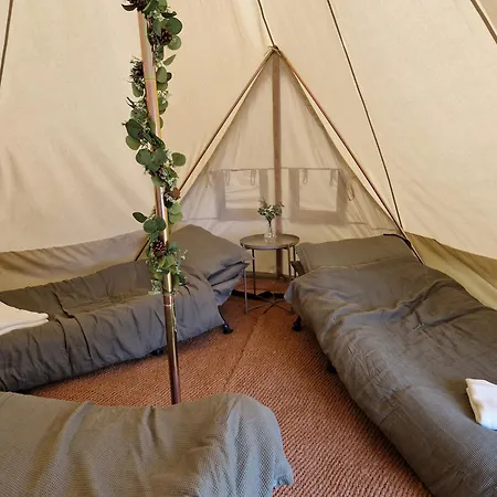 Bridge Glamping - Aurora Tent Campo de lujo